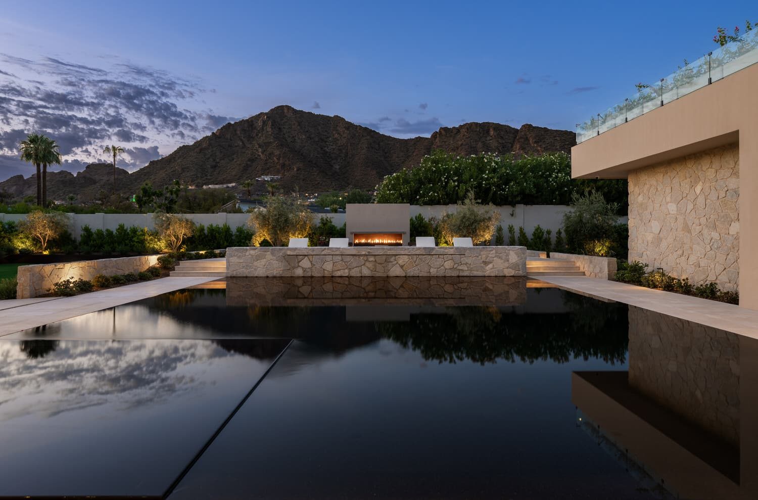 Hoss — Camelback beyond the water
