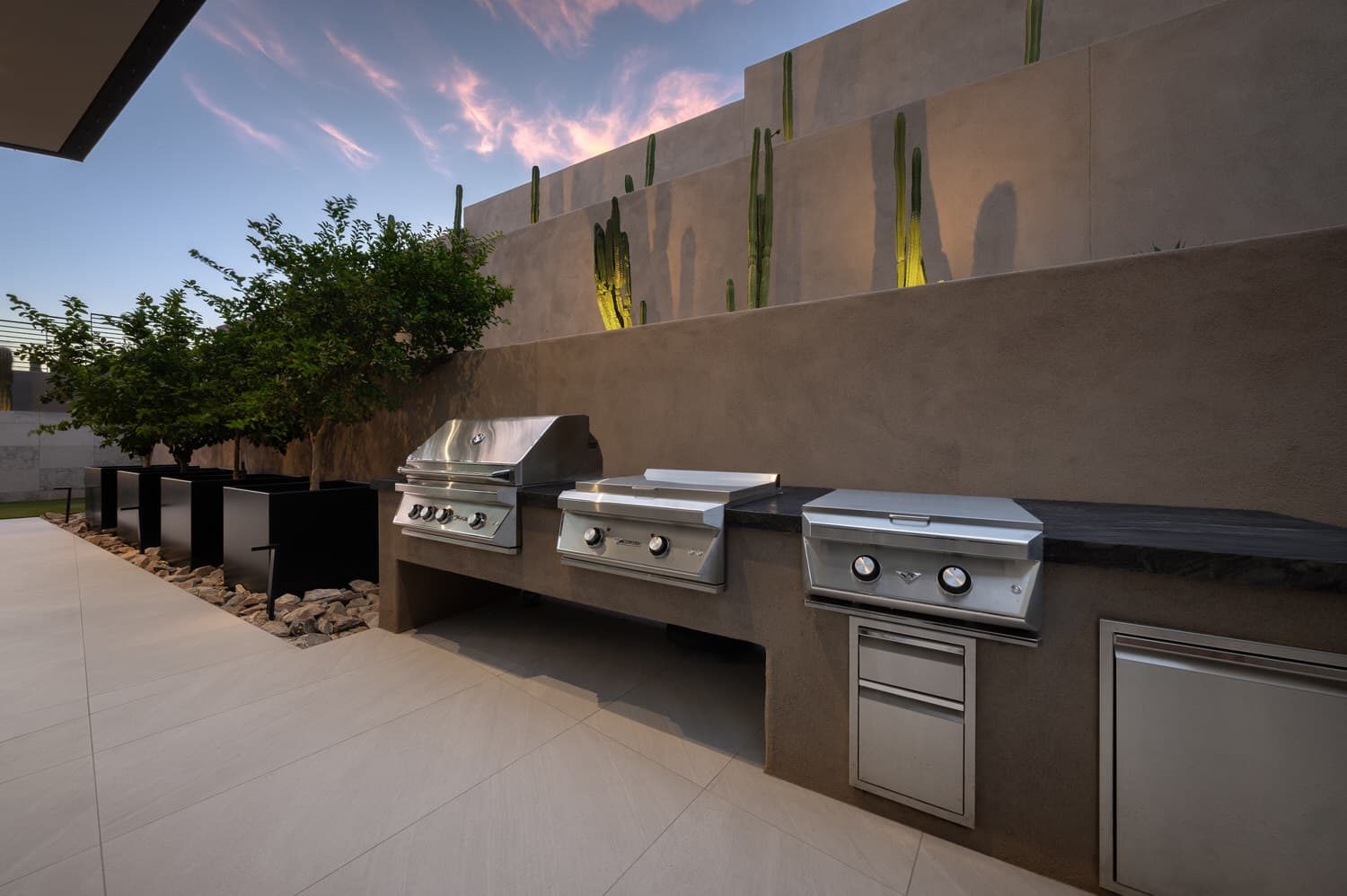 Murry — grill station